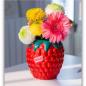 Preview: Farmers Market Raspberry Vase als farbenfrohe Tischdekoration